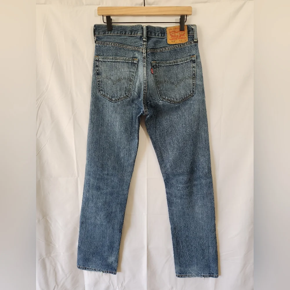 Men's Levi's 505 100% Cotton Classic Red Tab Jeans, Waist 31 - Picture 6 of 10